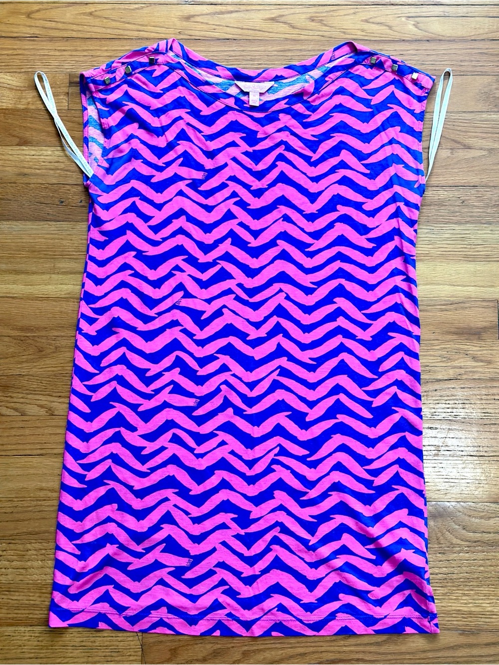Lilly Pulitzer Medium Robyn cover up dress 'Got Lucky!'  perfect golden button